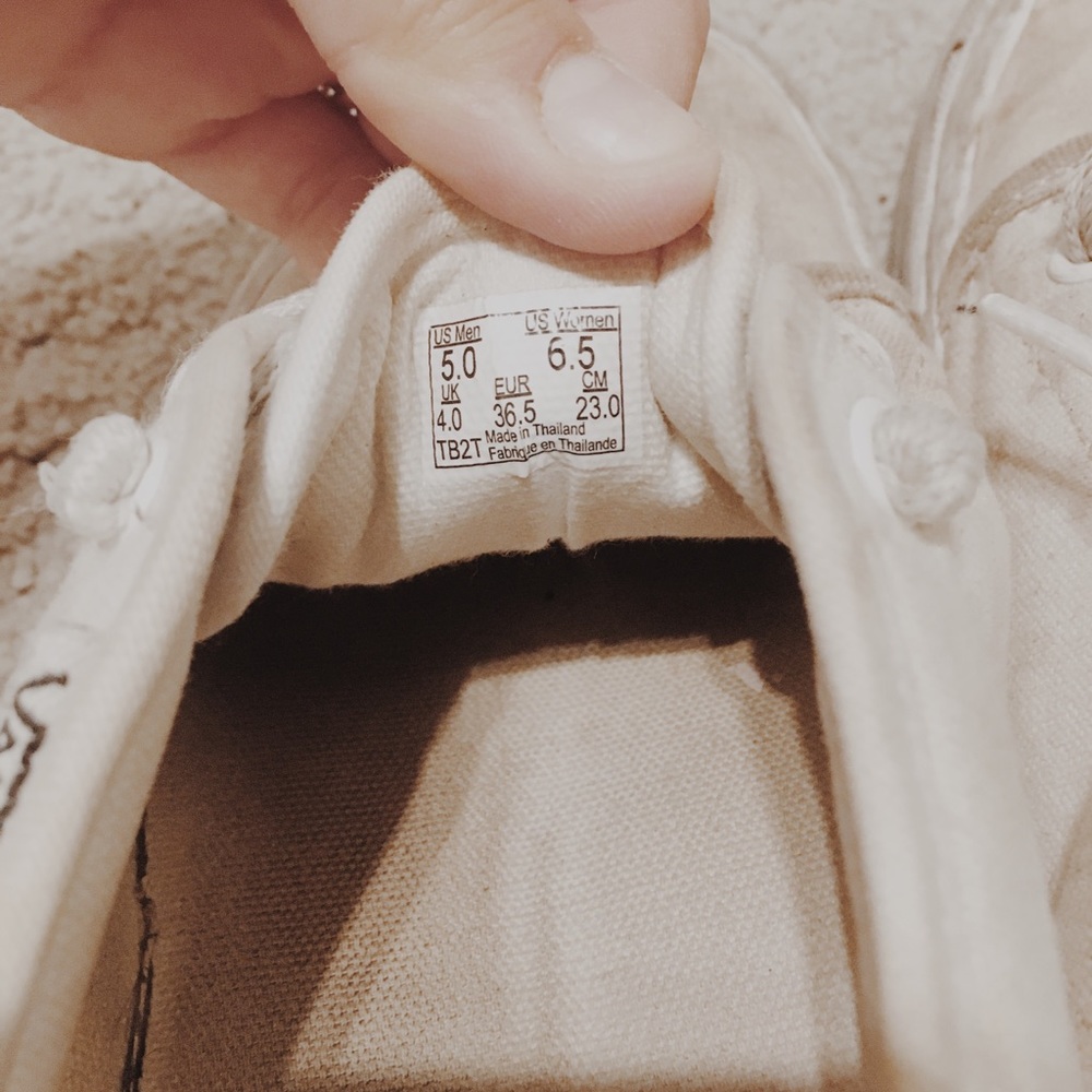 Vans - Picture 2 of 5